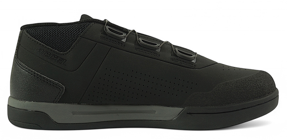 S1 Accel Race Shoes Black